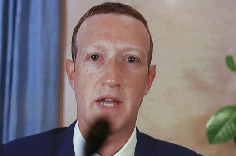 Mark Zuckerberg facebook