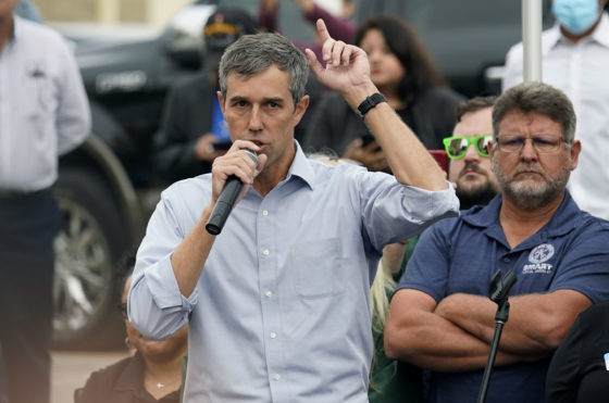 Candidae Beto Stands Up for More Texas Gun Control in Debate With Abbott