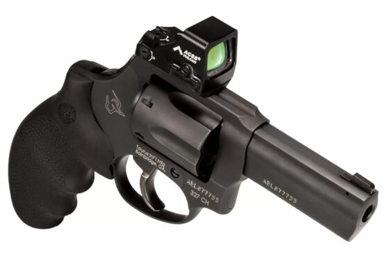 SHOT Show 2024: Taurus adds the .327 Magnum to the T.O.R.O. Line